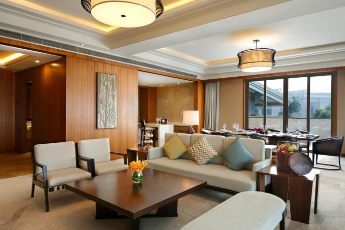 intercontinental kunming by ihg