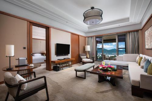 intercontinental kunming by ihg