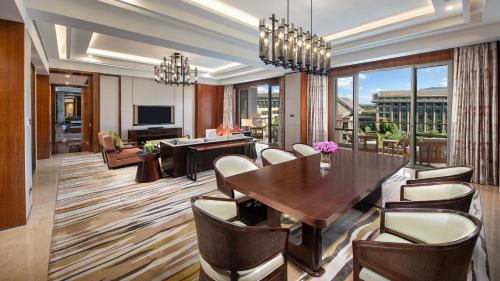 intercontinental kunming by ihg