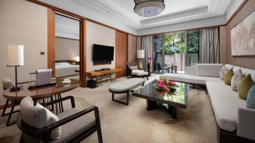 intercontinental kunming by ihg