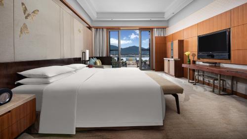 intercontinental kunming by ihg