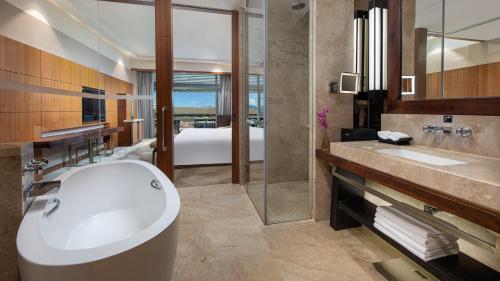 intercontinental kunming by ihg