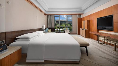 intercontinental kunming by ihg