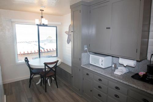 Capitola Venetian Hotel,San Jose>>Capitola,3 star
