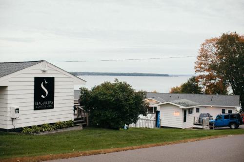 seagull bay motel