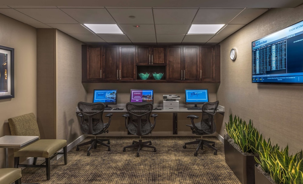 hilton garden inn reagan national airport