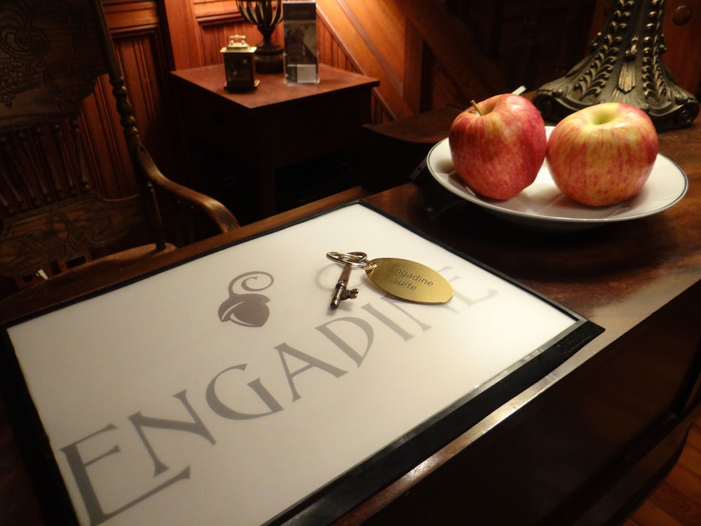 engadine inn and cabins