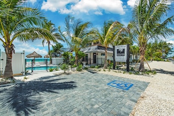 seaside at anna maria island inn