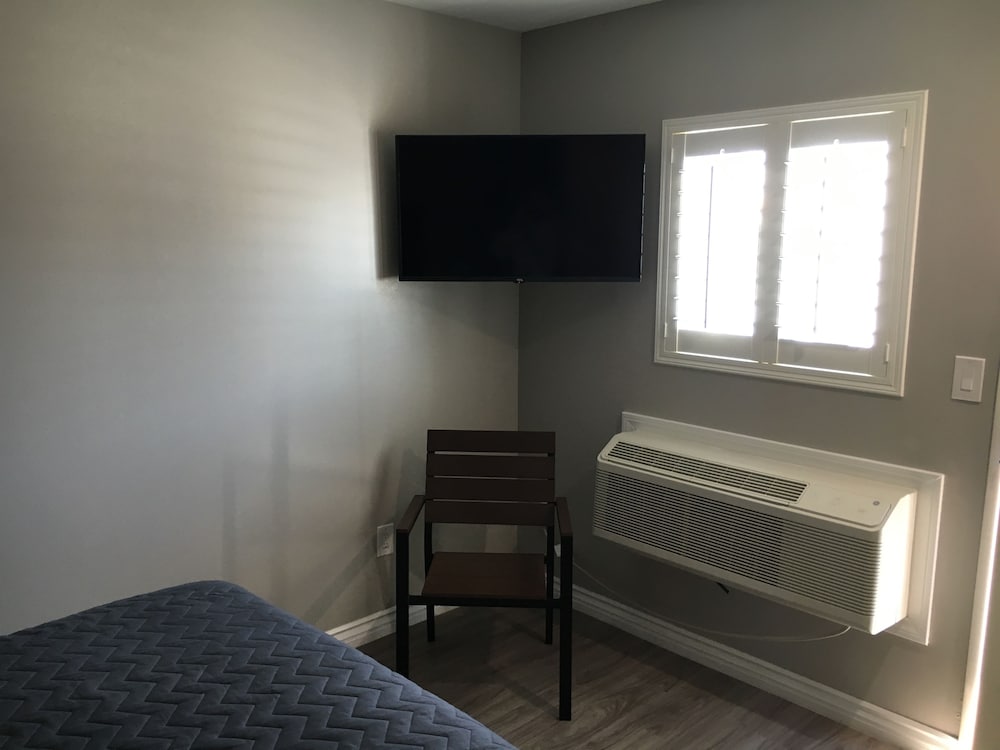 clover motel