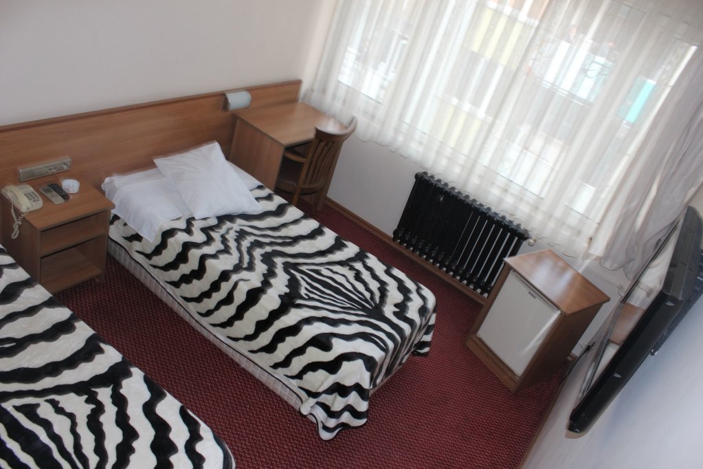 Hotel Altinnal,Izmit>>Gebze,3 star