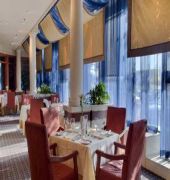 hilton montreal laval