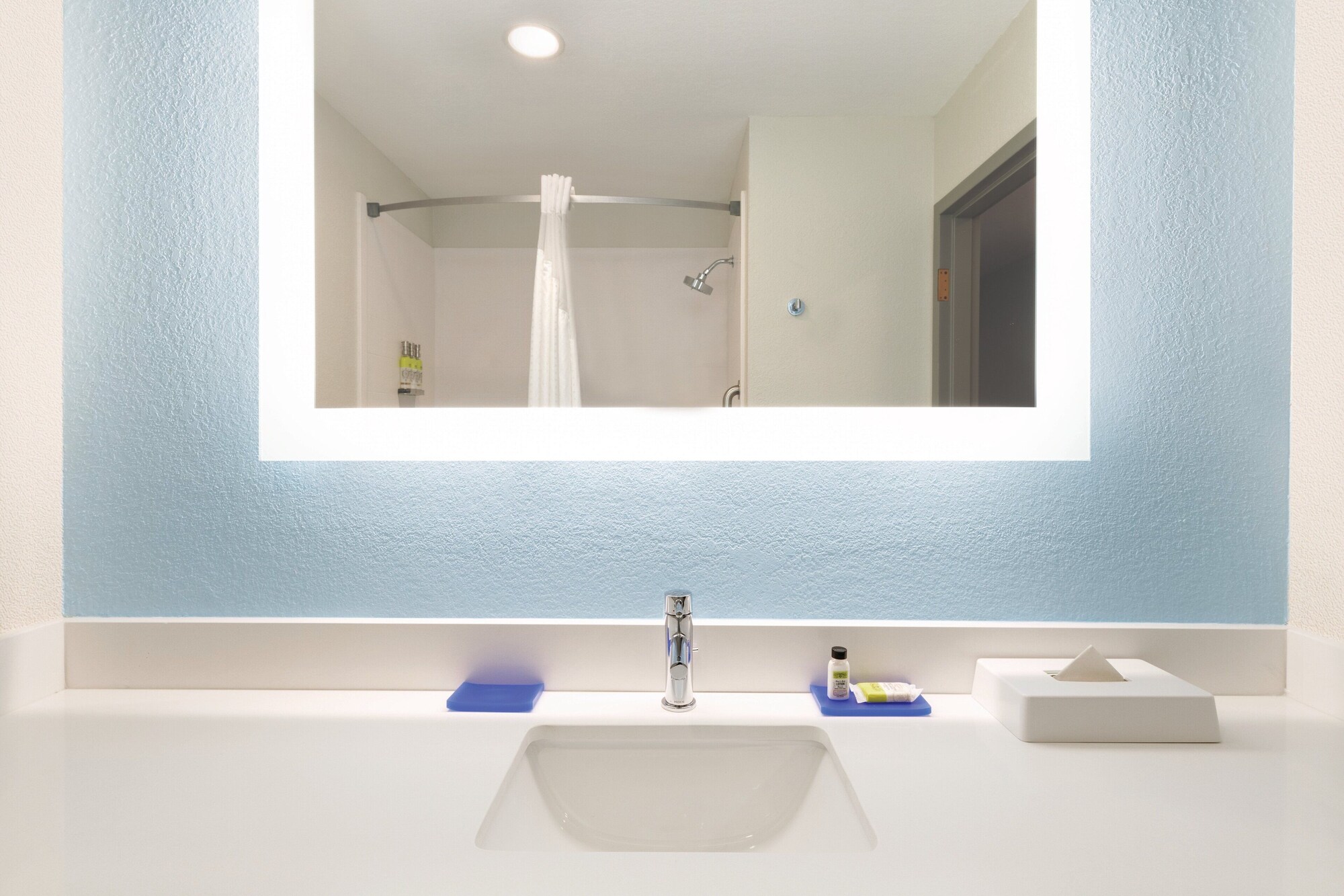 holiday inn express hotel and suites lavonia by ihg