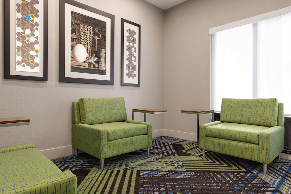 holiday inn express hotel and suites lavonia by ihg
