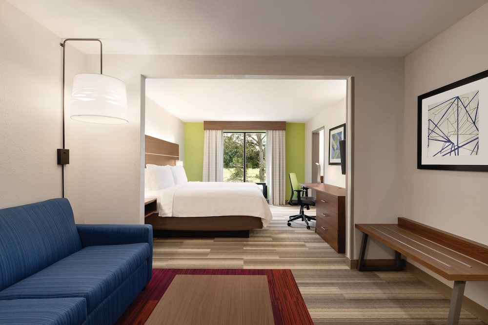 holiday inn express hotel and suites lavonia by ihg