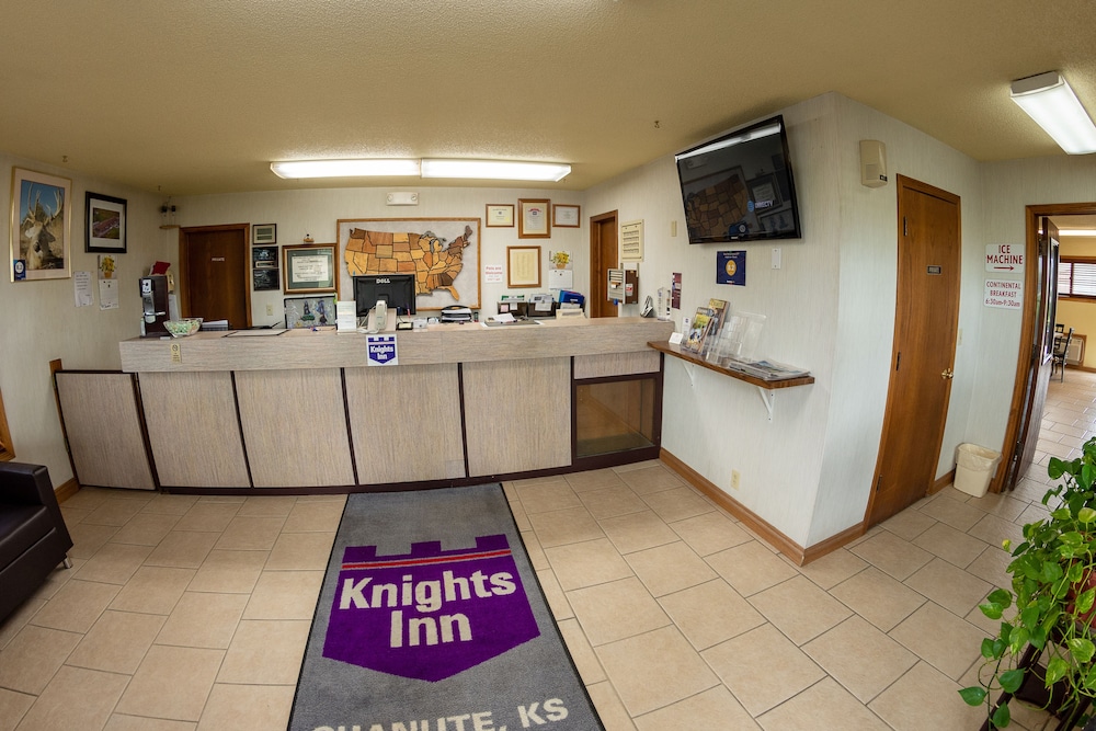 knights inn chanute