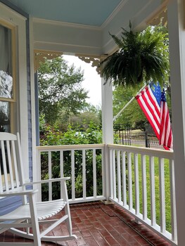 benefield house bed and breakfast