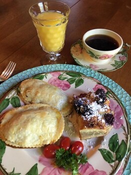 commodore bed and breakfast