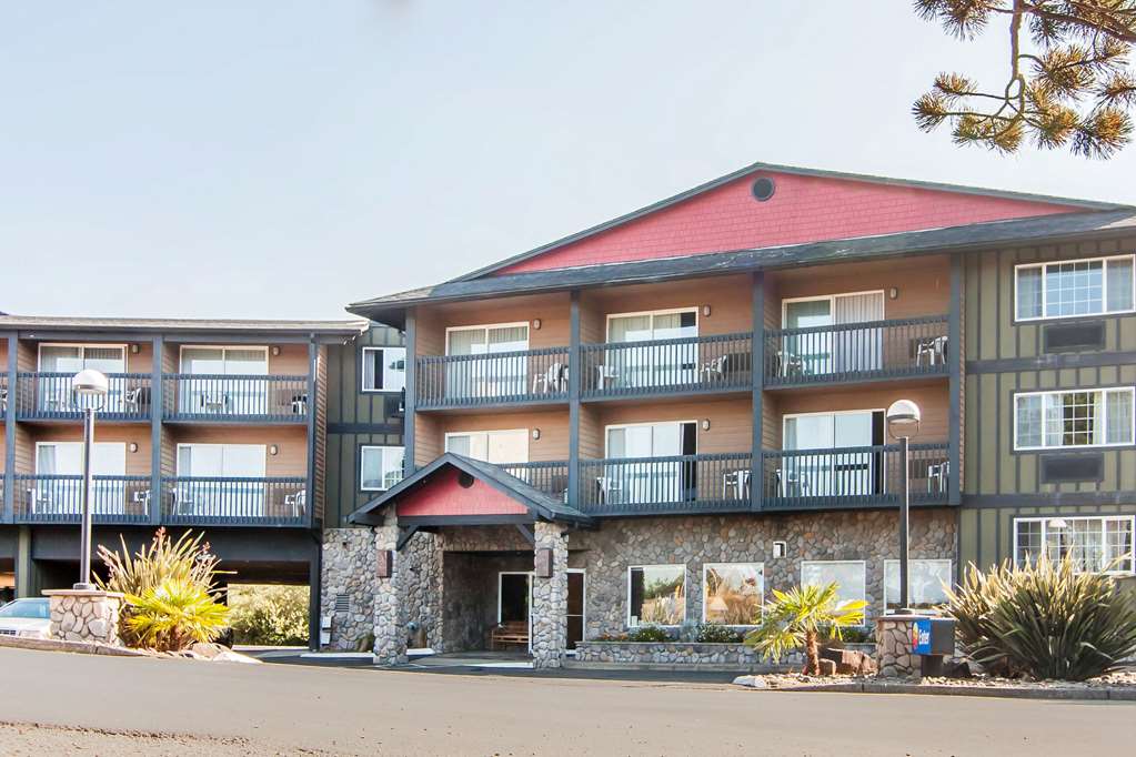 comfort inn and suites lincoln city