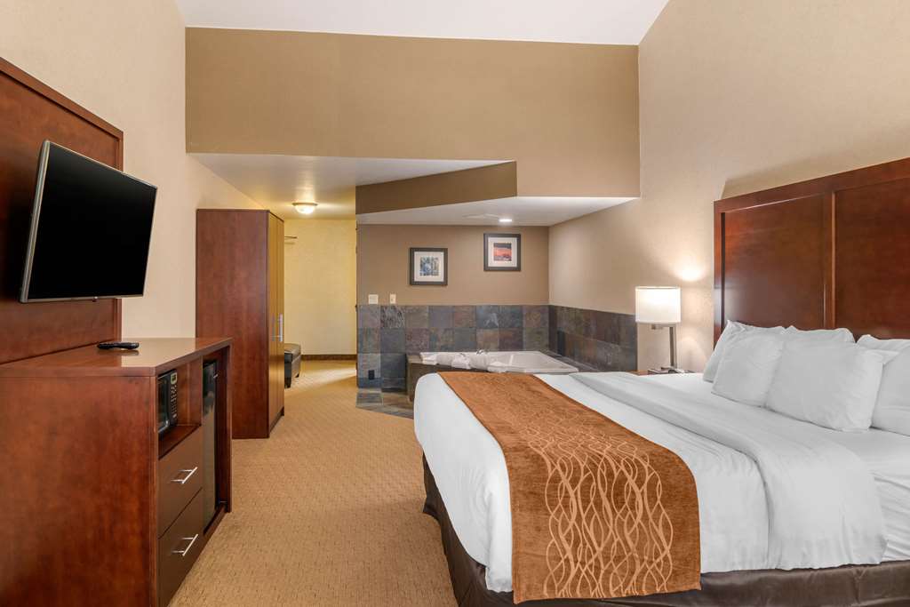 comfort inn and suites lincoln city