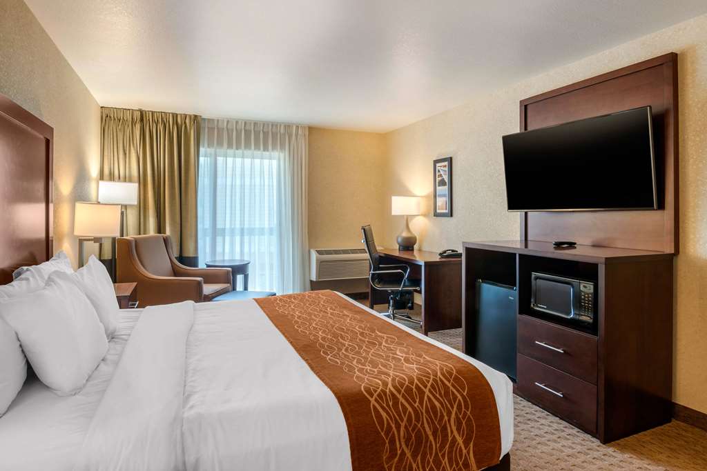 comfort inn and suites lincoln city