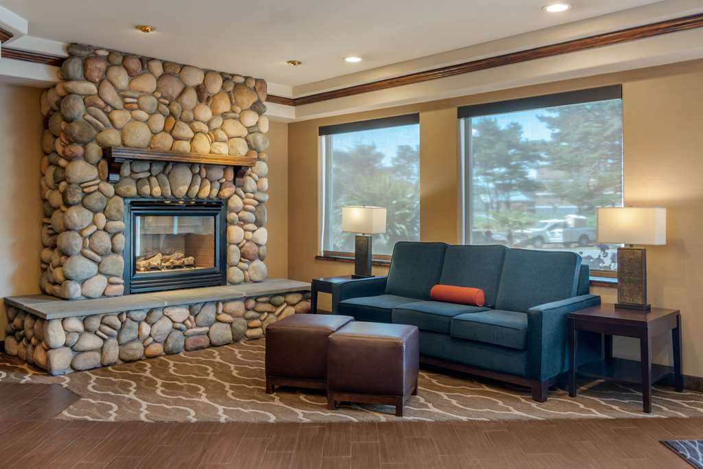 comfort inn and suites lincoln city
