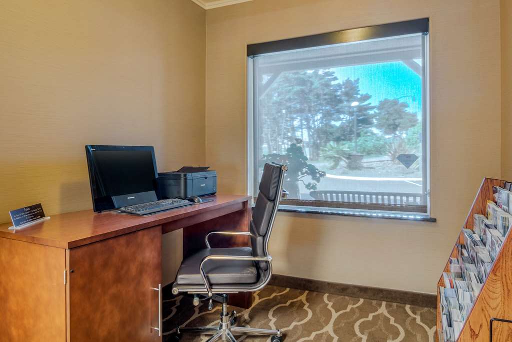 comfort inn and suites lincoln city
