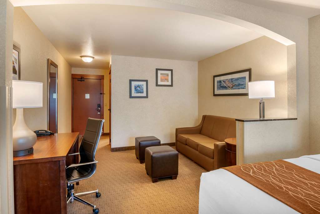 comfort inn and suites lincoln city