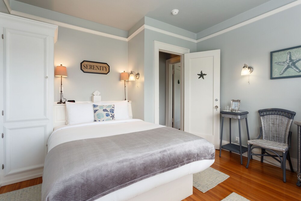 nantucket inn