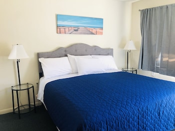 thunderbird motel