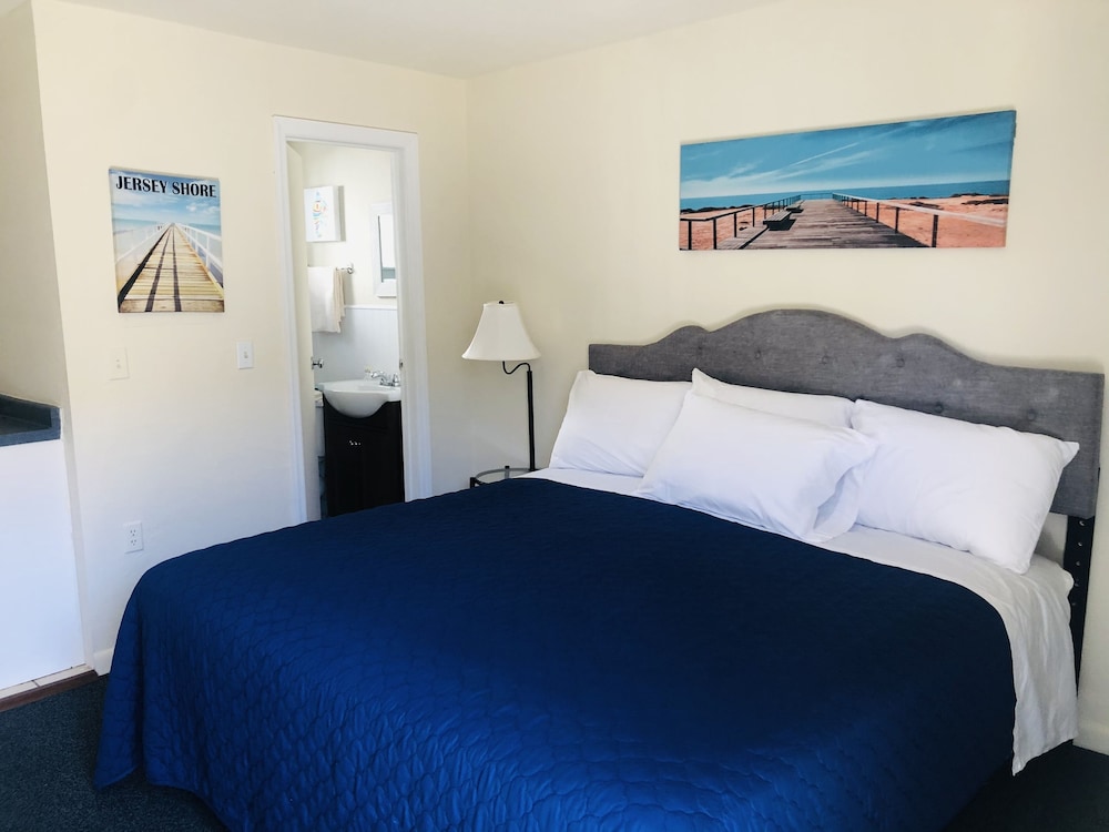 thunderbird motel