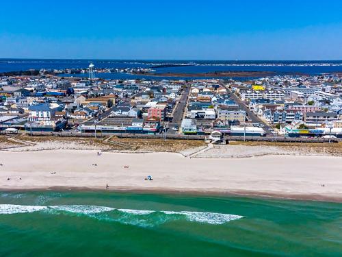 boardwalk sand and surf inn oceanfront