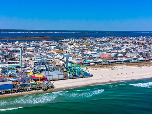 boardwalk sand and surf inn oceanfront