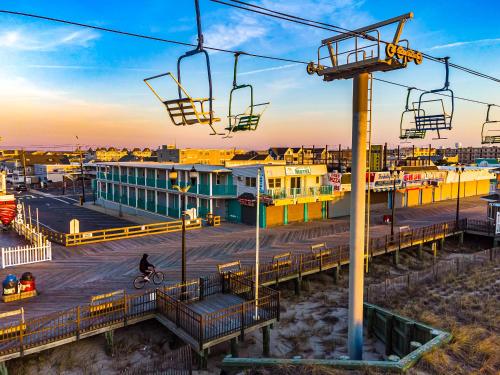 boardwalk sand and surf inn oceanfront