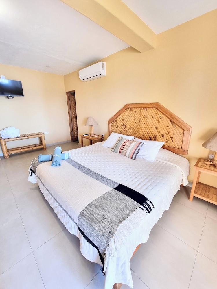 mancora beach hotel adults only