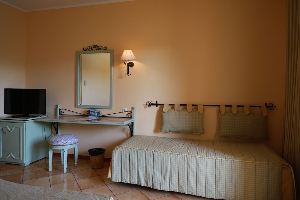 hotel dar ismail tabarka