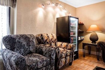 econo lodge north