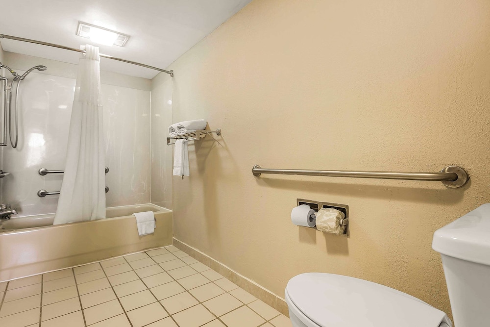 econo lodge north