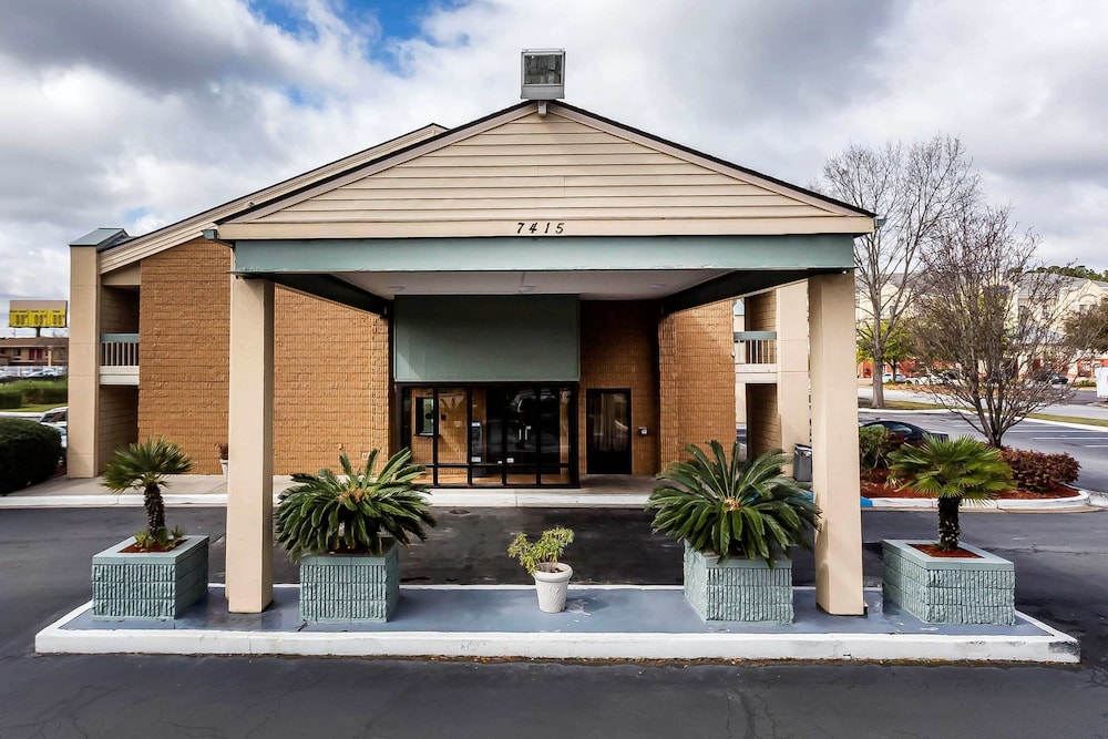 econo lodge north
