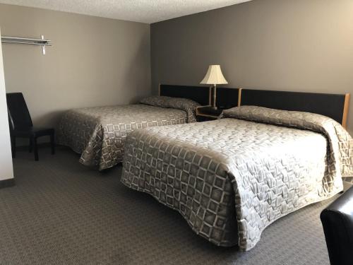 Arbour Ridge Inn & Suites,Near West Central Events Centre,3 star