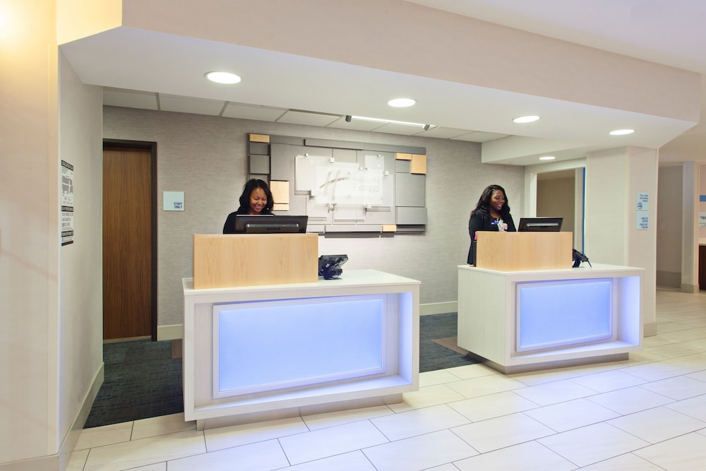 holiday inn express hotel and suites oakland airport by ihg