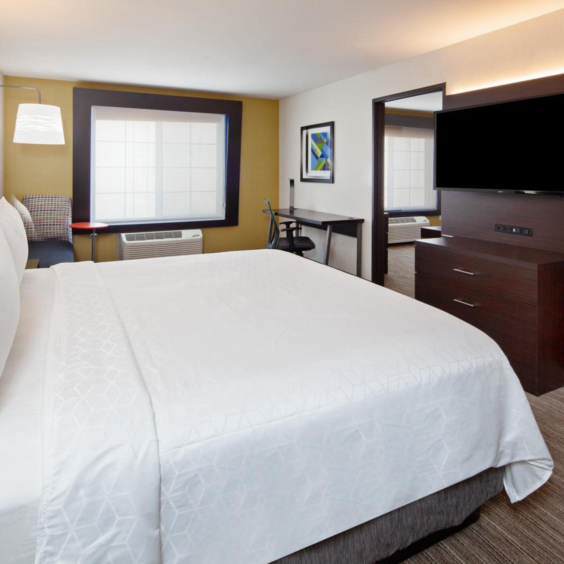 holiday inn express hotel and suites oakland airport by ihg