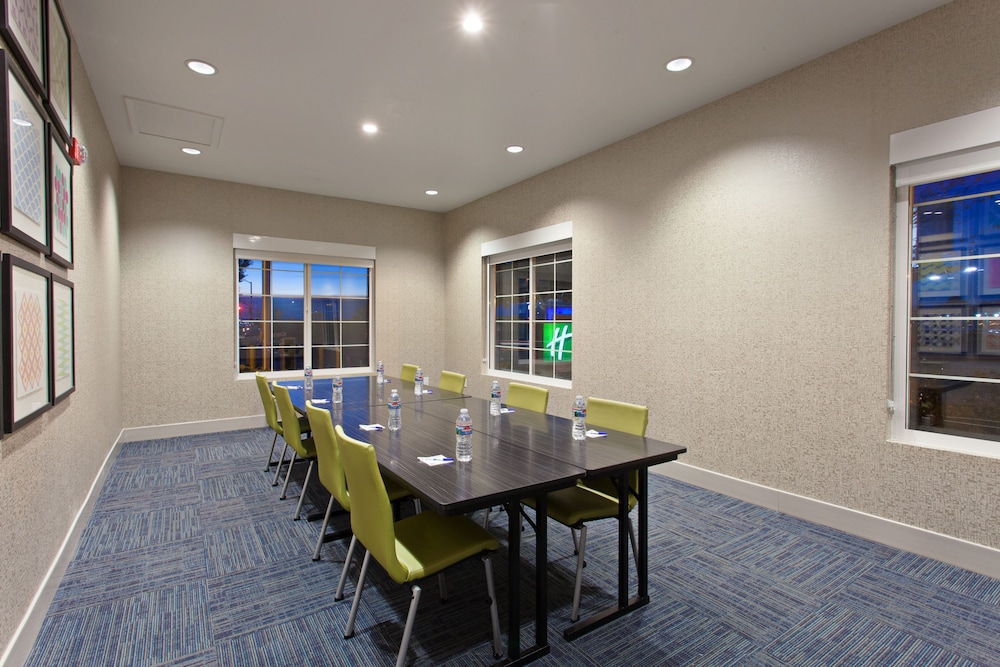holiday inn express hotel and suites oakland airport by ihg
