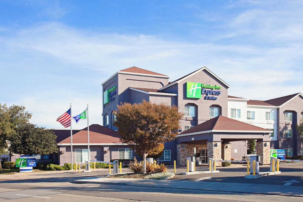 holiday inn express hotel and suites oakland airport by ihg