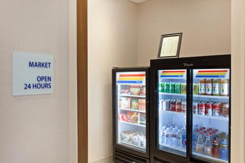 holiday inn express hotel and suites oakland airport by ihg