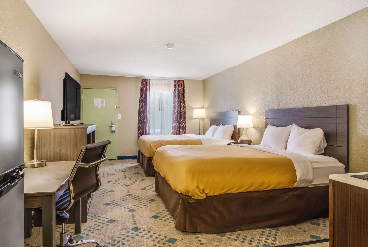 suburban studios hotel kingsland near i 95