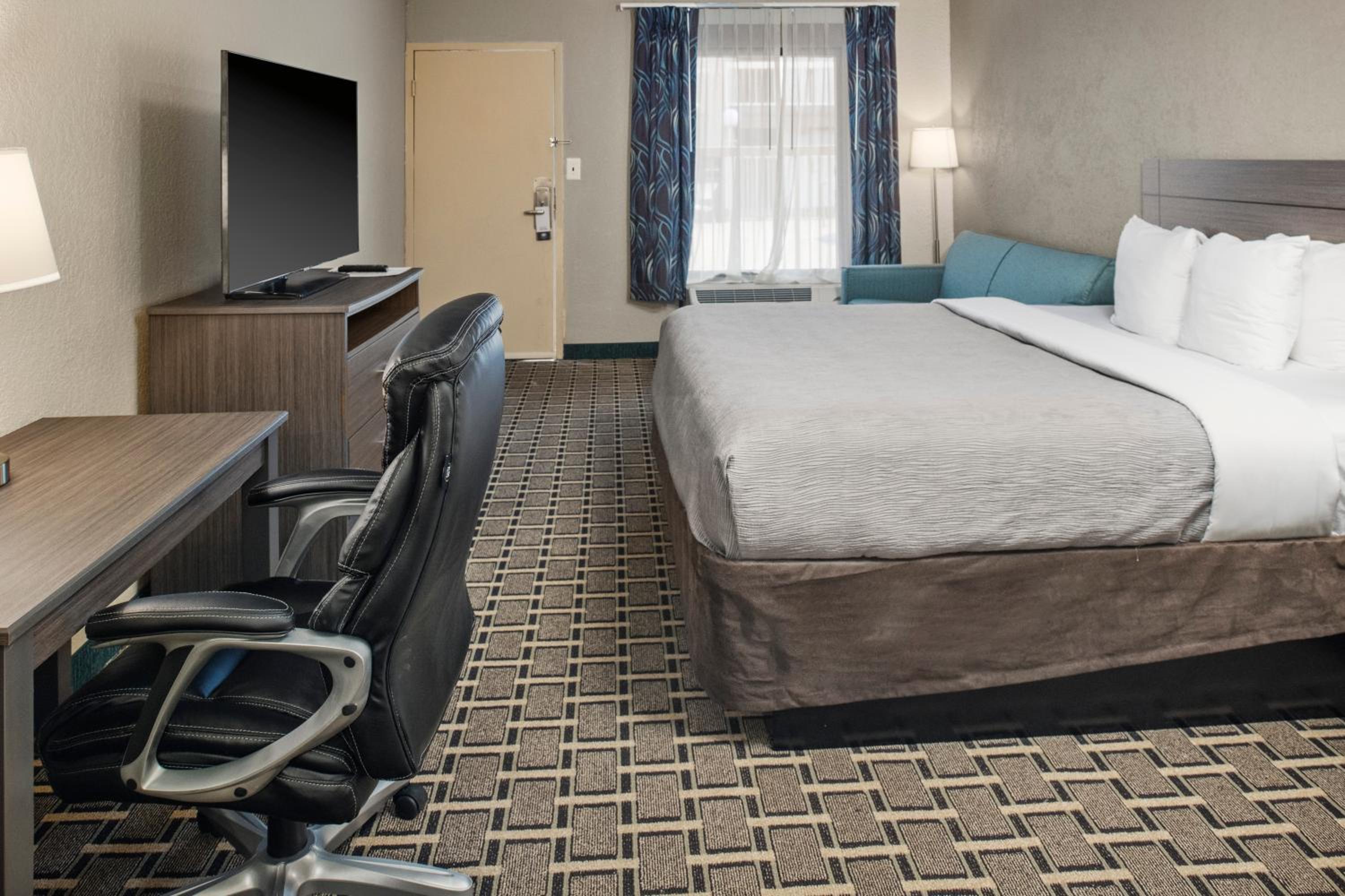 suburban studios hotel kingsland near i 95