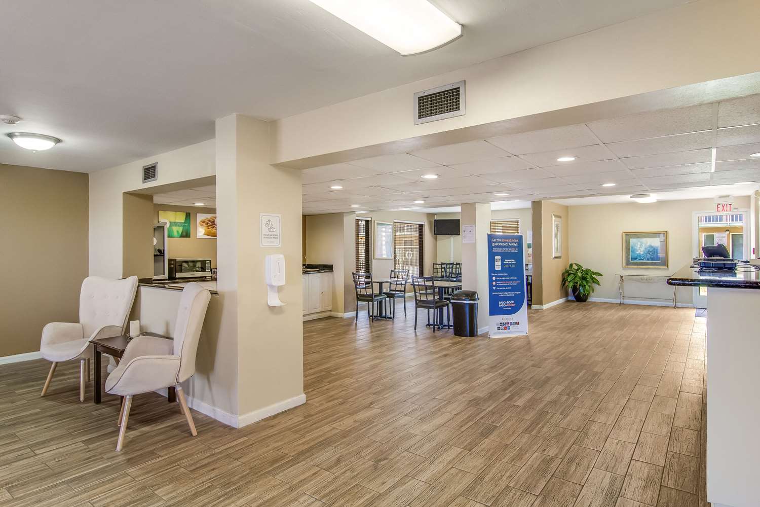 suburban studios hotel kingsland near i 95