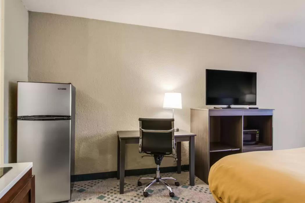 suburban studios hotel kingsland near i 95