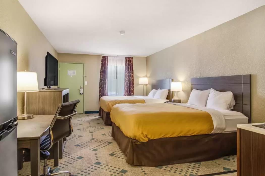suburban studios hotel kingsland near i 95