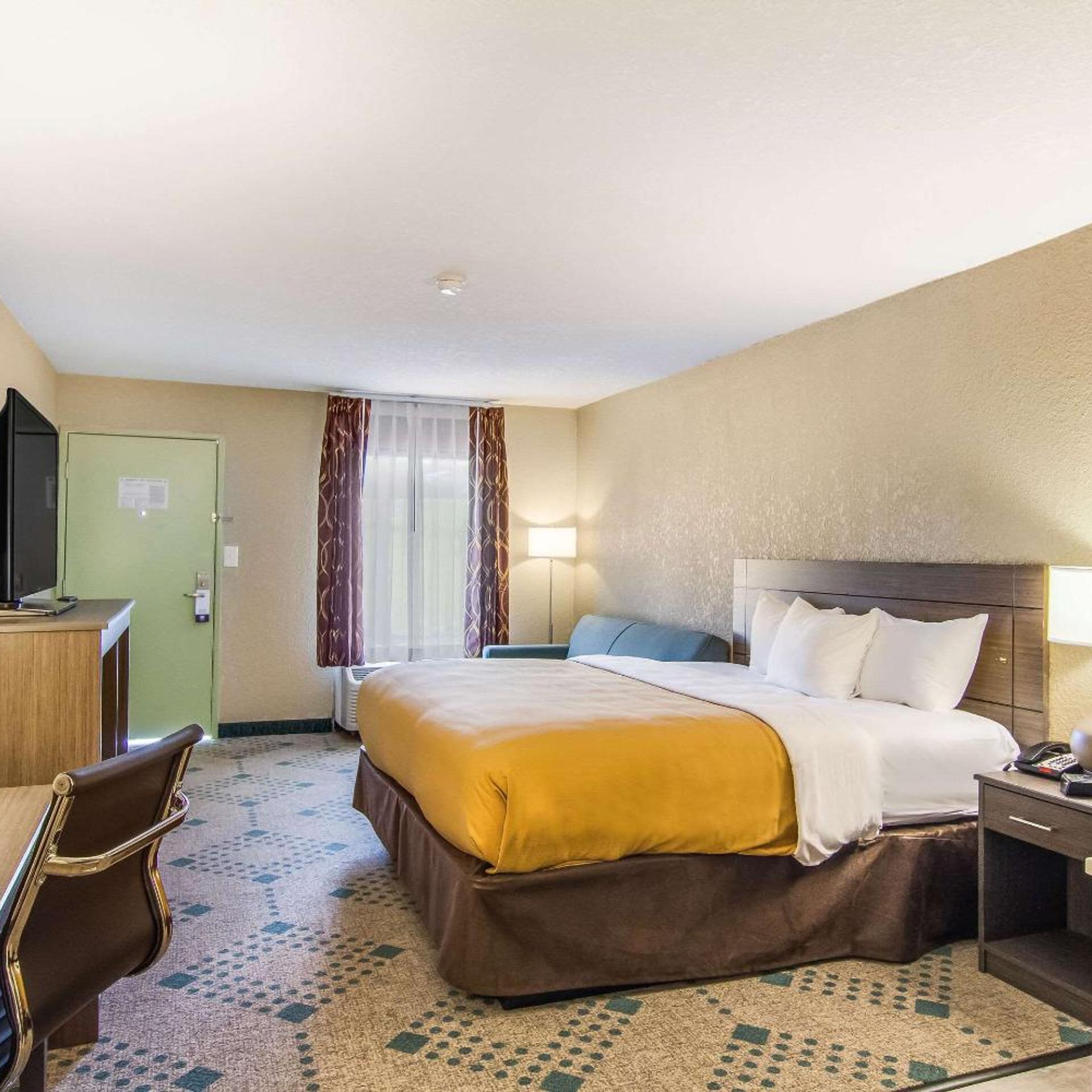 suburban studios hotel kingsland near i 95
